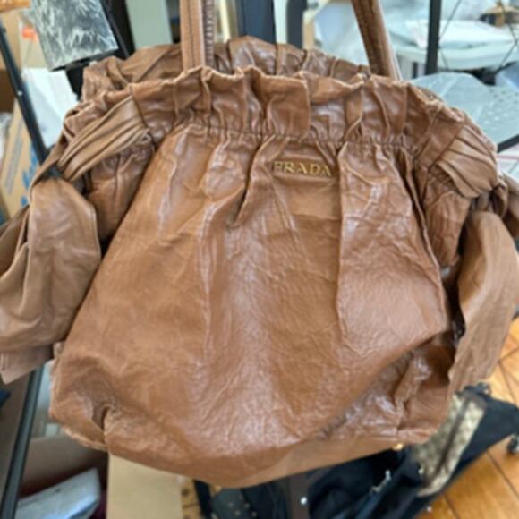 Prada Nappa Antique Bow "Paperbag" Leather Hobo Bag Designer Authentic - Picture 3 of 12